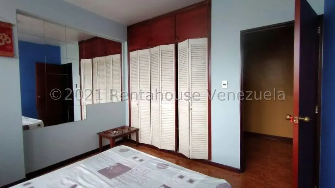 Apartamento (1 Nivel) en Alquiler en Centro, Lara - 30