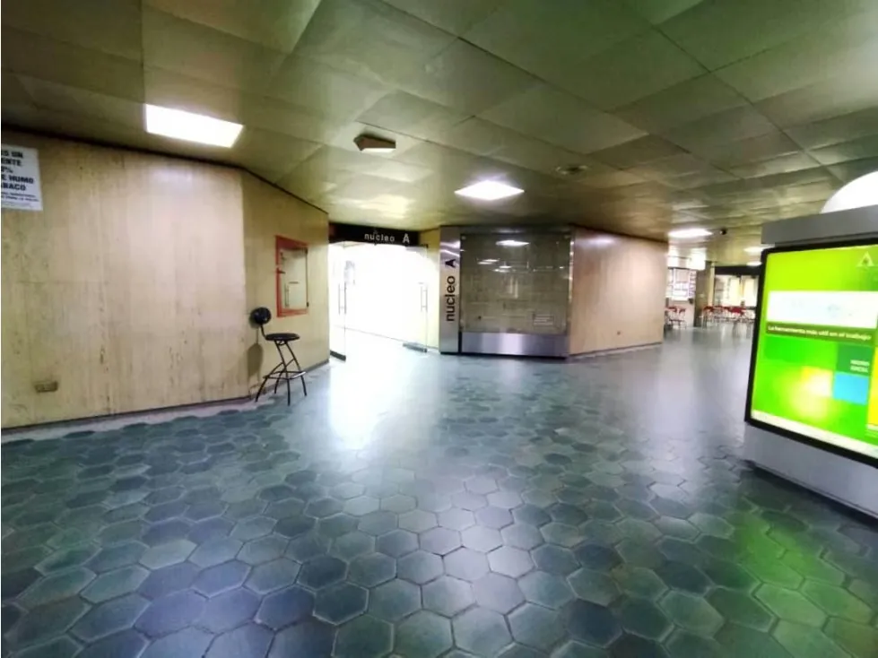 Se vende/alquila oficina 150m2 Chacao - 14