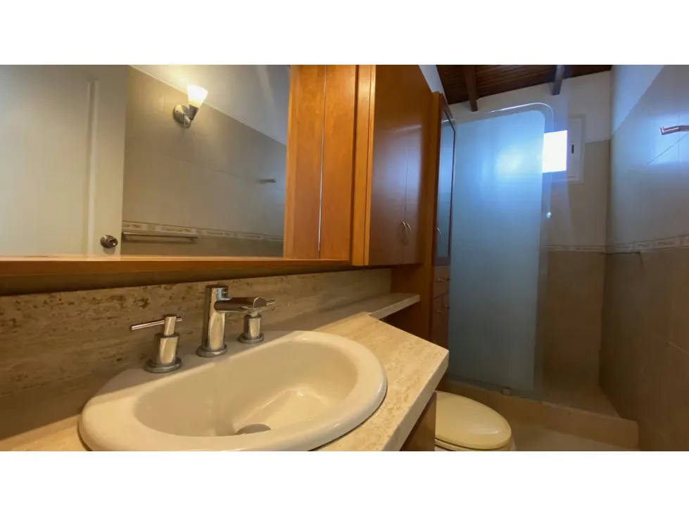 Vendo casa 600m2 calle Geminis Santa Paula 3295 - 27