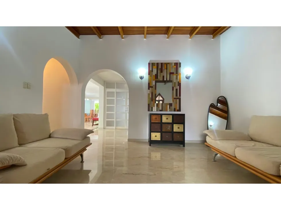 Vendo casa 600m2 calle Geminis Santa Paula 3295 - 6