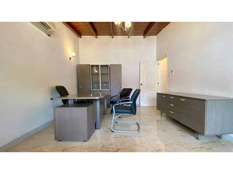 Vendo casa 600m2 calle Geminis Santa Paula 3295 - 9