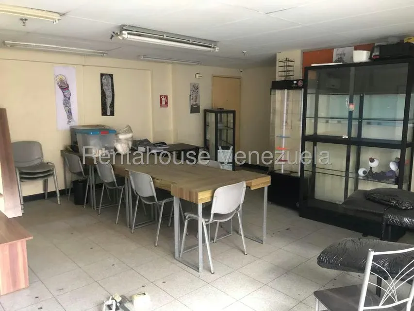 Oficina en Alquiler en Sabana Grande, Distrito Metropolitano