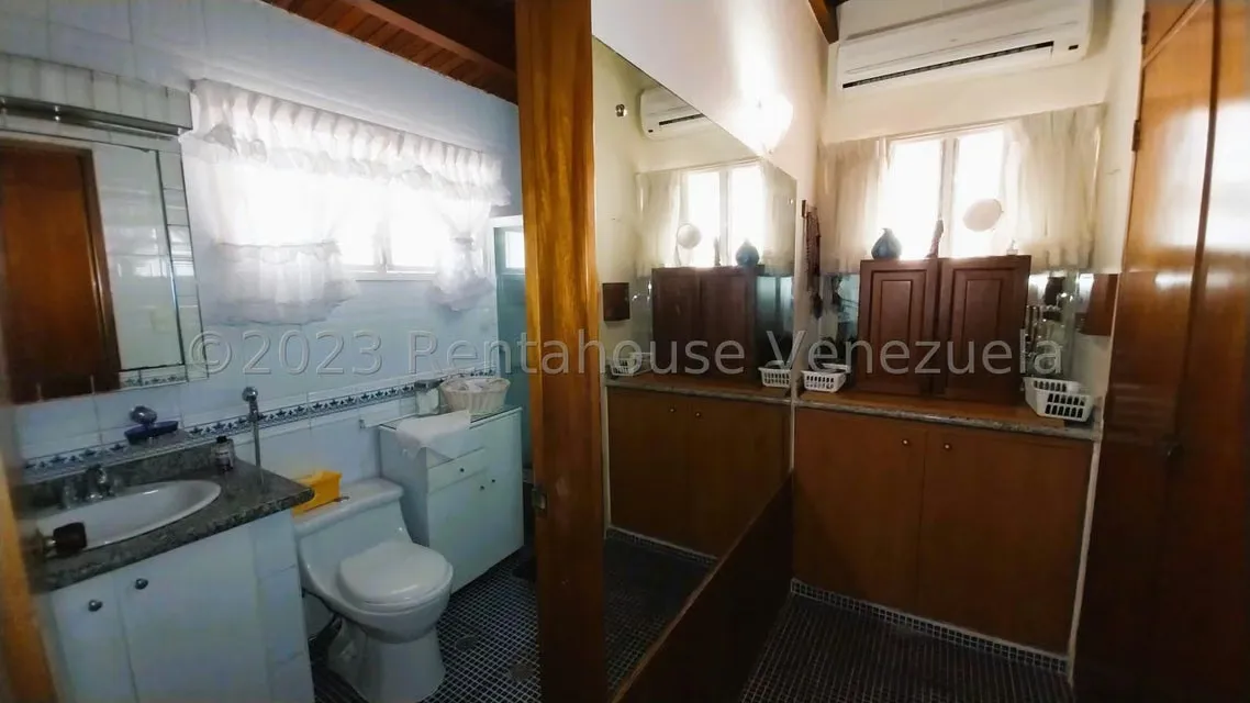 Casa (Multipes Niveles) en Venta en Alto Prado, Distrito Metropolitano - 16