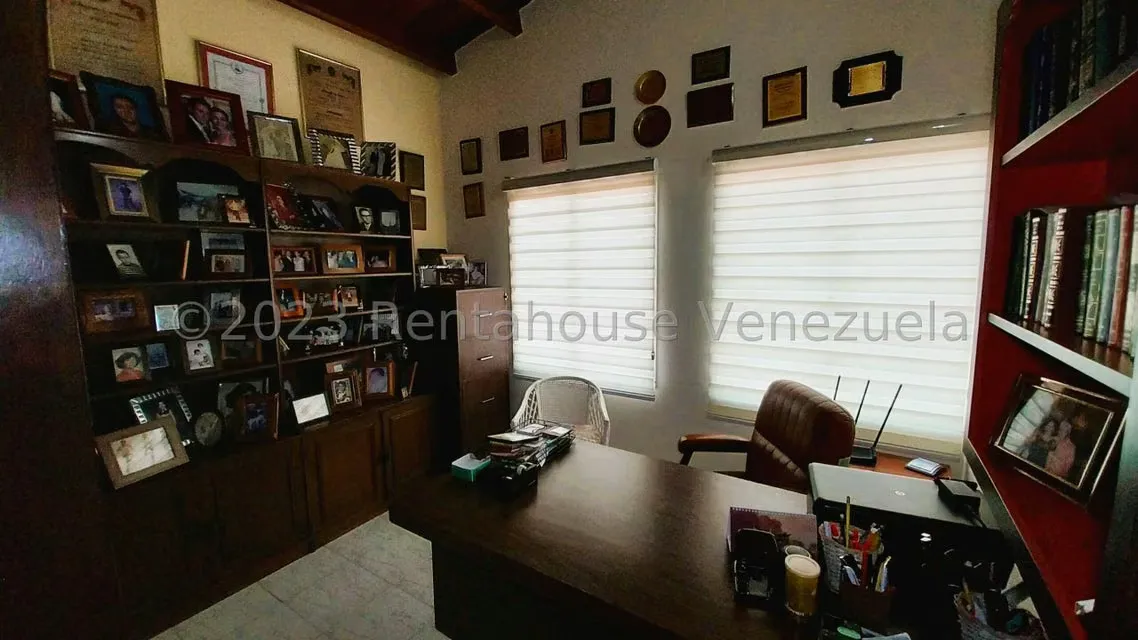 Casa (Multipes Niveles) en Venta en Alto Prado, Distrito Metropolitano - 18
