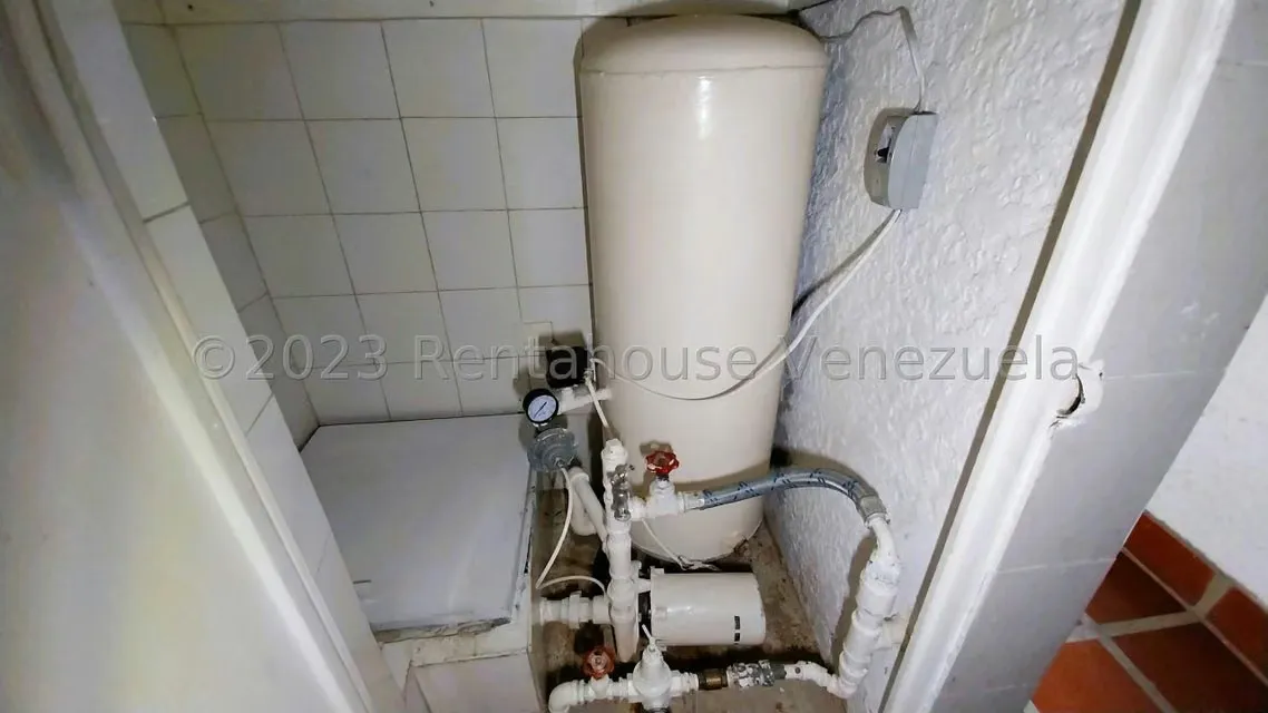 Casa (Multipes Niveles) en Venta en Alto Prado, Distrito Metropolitano - 51