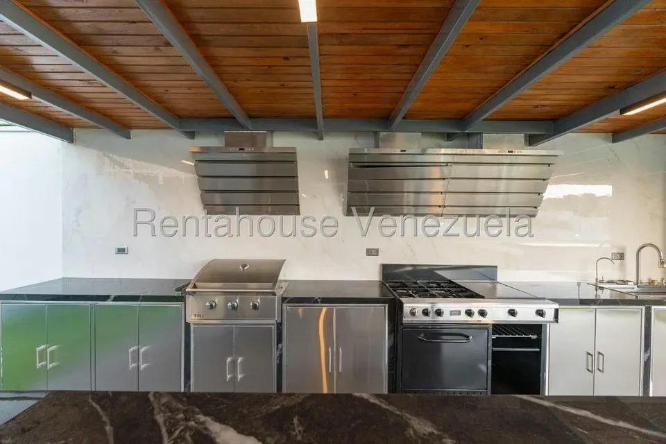 Casa (1 Nivel) en Venta en La Lagunita Country Club, Distrito Metropolitano - 16