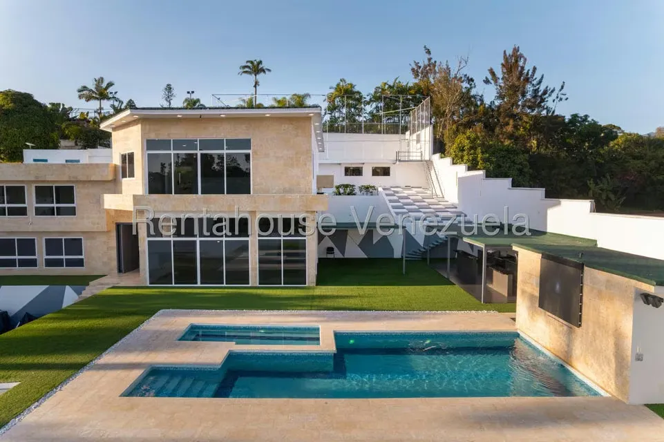 Casa (1 Nivel) en Venta en La Lagunita Country Club, Distrito Metropolitano - 3