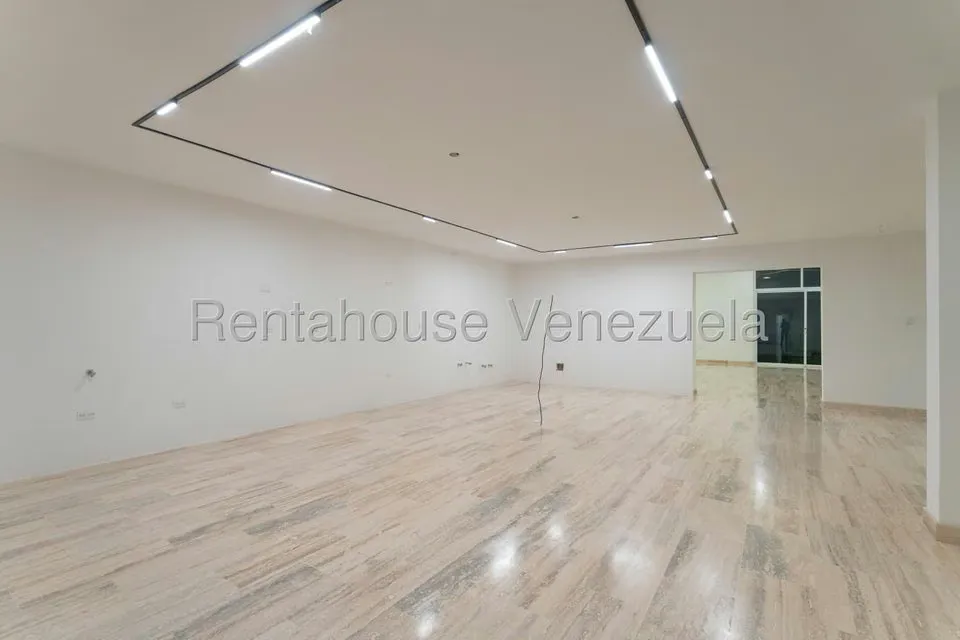 Casa (1 Nivel) en Venta en La Lagunita Country Club, Distrito Metropolitano - 25