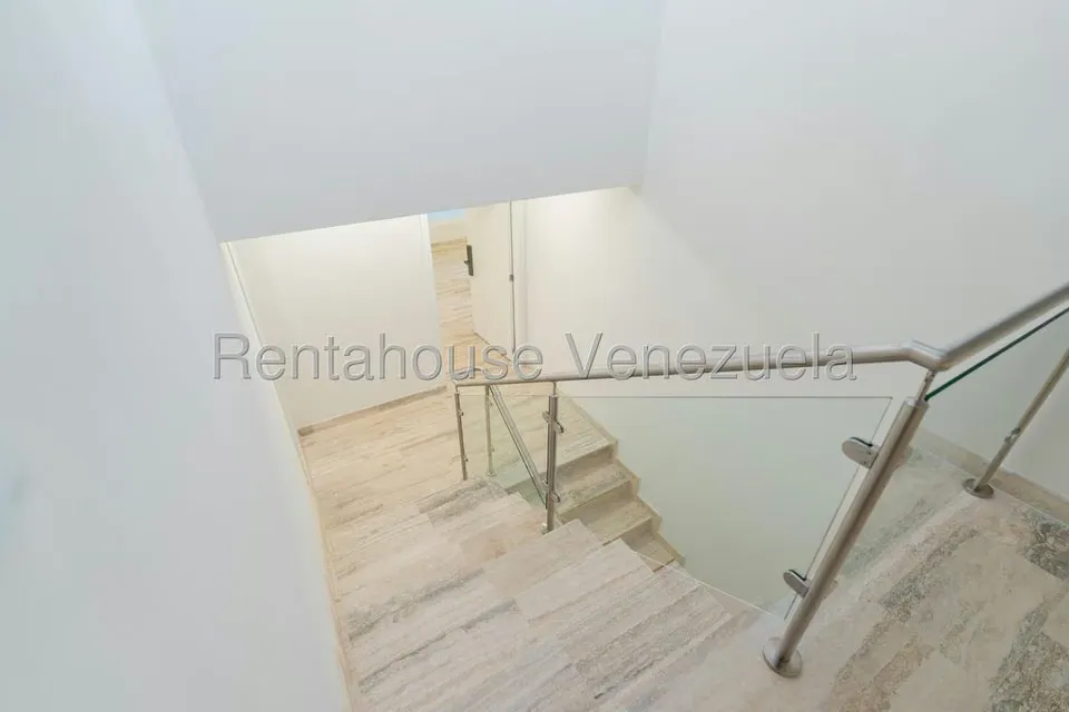 Casa (1 Nivel) en Venta en La Lagunita Country Club, Distrito Metropolitano - 26