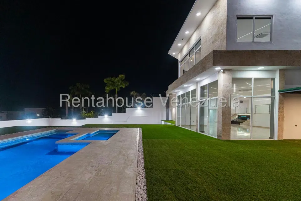 Casa (1 Nivel) en Venta en La Lagunita Country Club, Distrito Metropolitano - 50