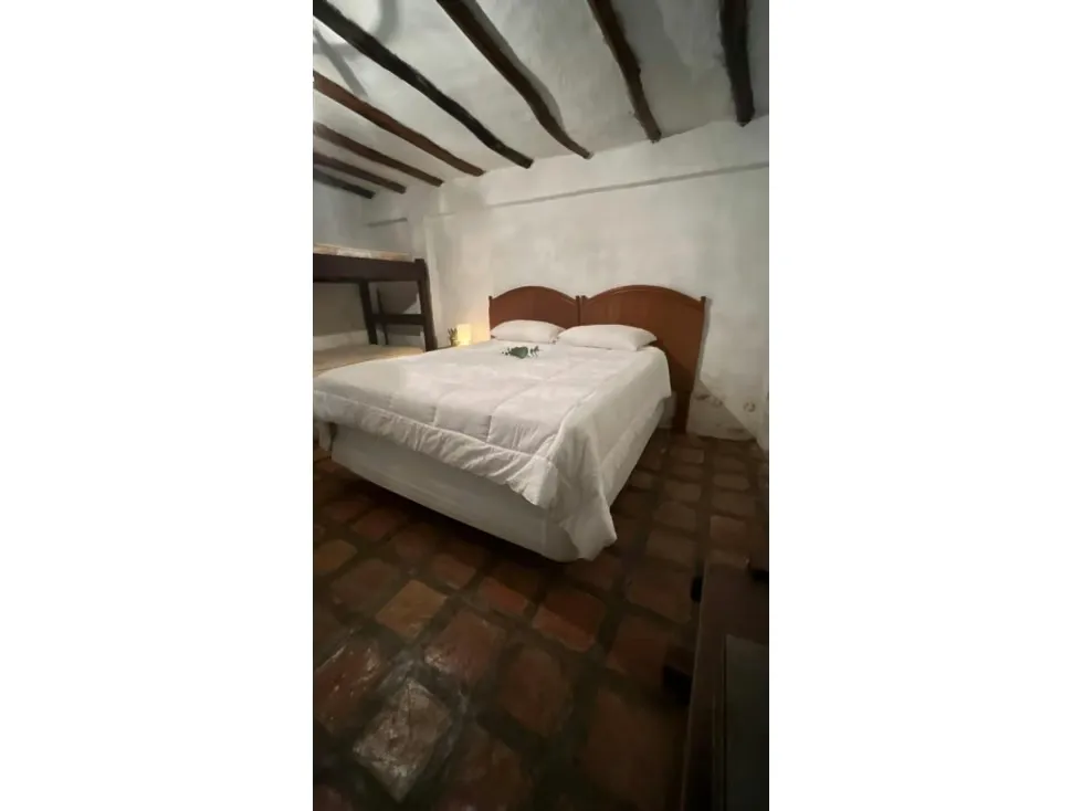 Se vende Casa 3.000m² 2h/1b Galipan - 8