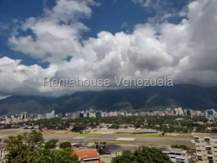 Apartamento (1 Nivel) en Venta en Lomas de Chuao, Distrito Metropolitano