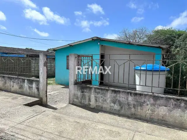 casa en venta en pueblo nuevo