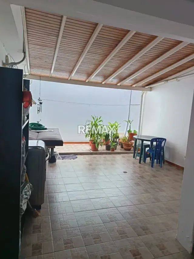 VENDO CASA EN SAN DIEGO RES LOS CARACAROS OPORTUNIDAD - 7