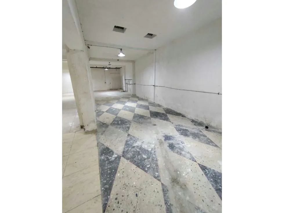 Alquilo local 322m2 Prado de Maria 2354 - 2
