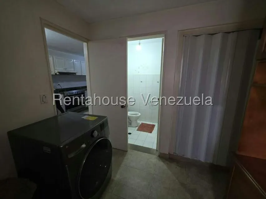 Apartamento (1 Nivel) en Alquiler en El Cigarral, Distrito Metropolitano - 18