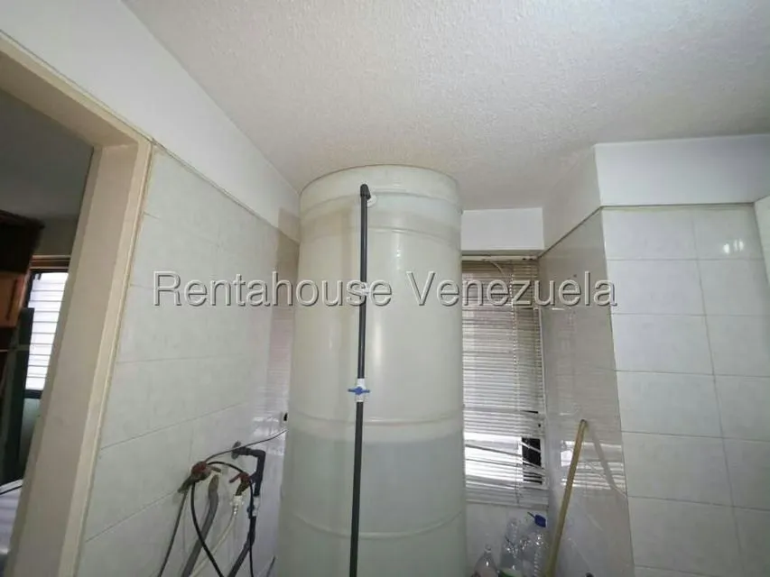 Apartamento (1 Nivel) en Alquiler en El Cigarral, Distrito Metropolitano - 19