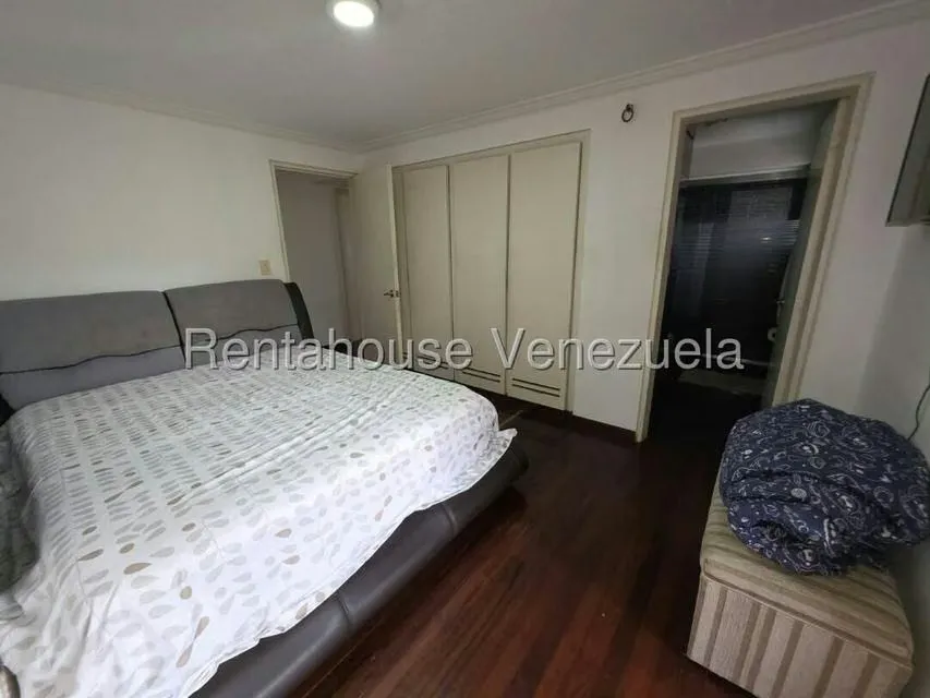 Apartamento (1 Nivel) en Alquiler en El Cigarral, Distrito Metropolitano - 6