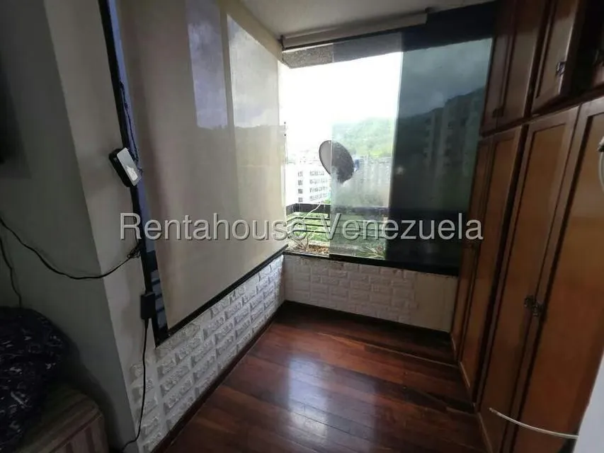 Apartamento (1 Nivel) en Alquiler en El Cigarral, Distrito Metropolitano - 7