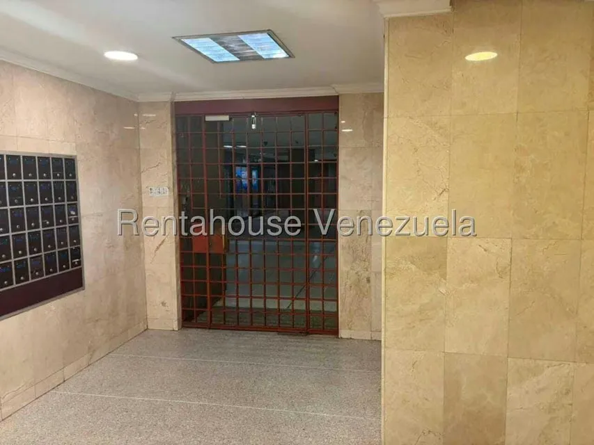 Apartamento (1 Nivel) en Venta en Parroquia Altagracia, Distrito Metropolitano - 15