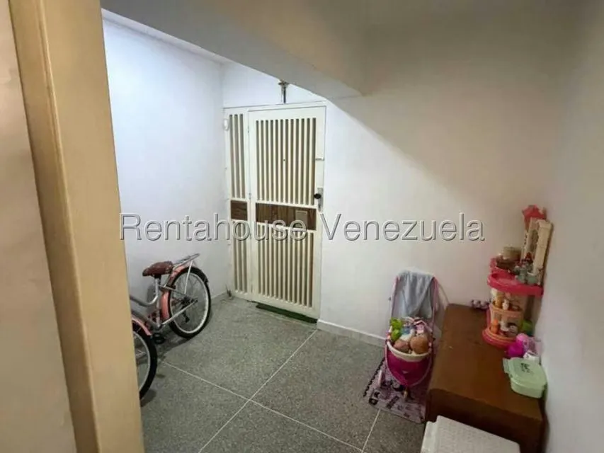 Apartamento (1 Nivel) en Venta en Parroquia Altagracia, Distrito Metropolitano - 6