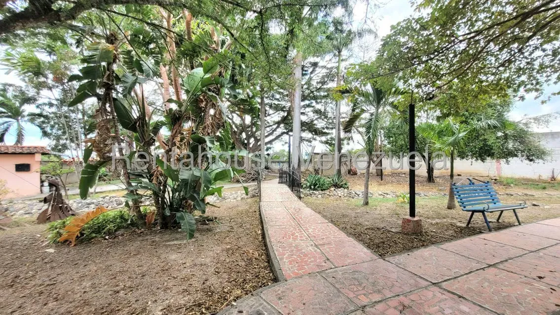 Casa (1 Nivel) en Venta en Los Rastrojos, Lara - 33