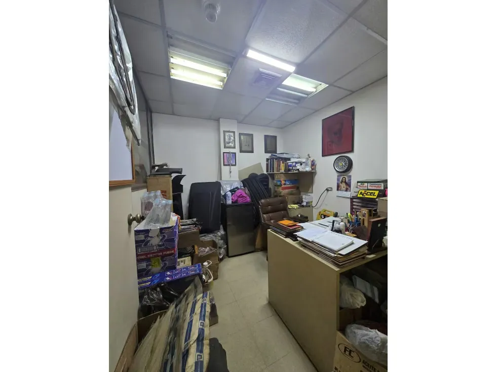 EDIFICIO COMERCIAL EN VENTA 420 M2 - URB CATIA - 4