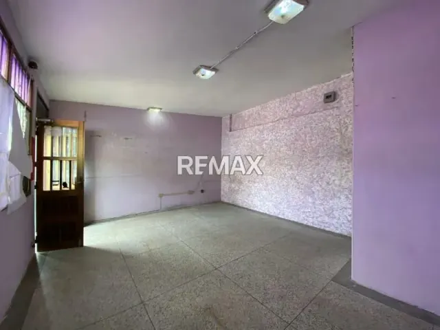 Local Comercial en Venta - 9