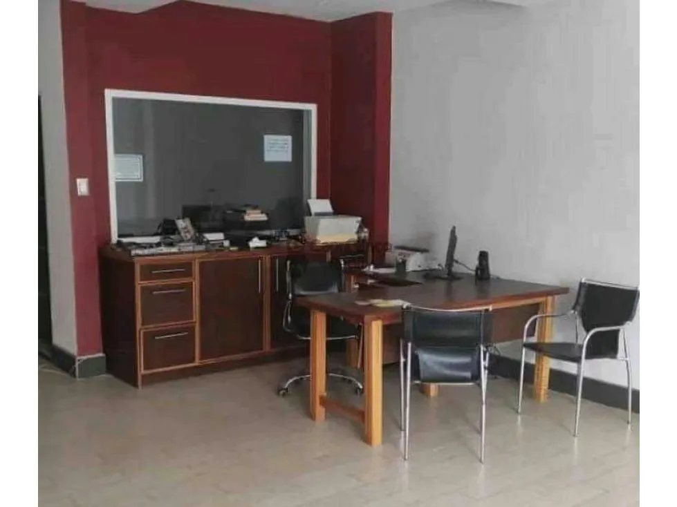 Se vende Local en el Parral - 4