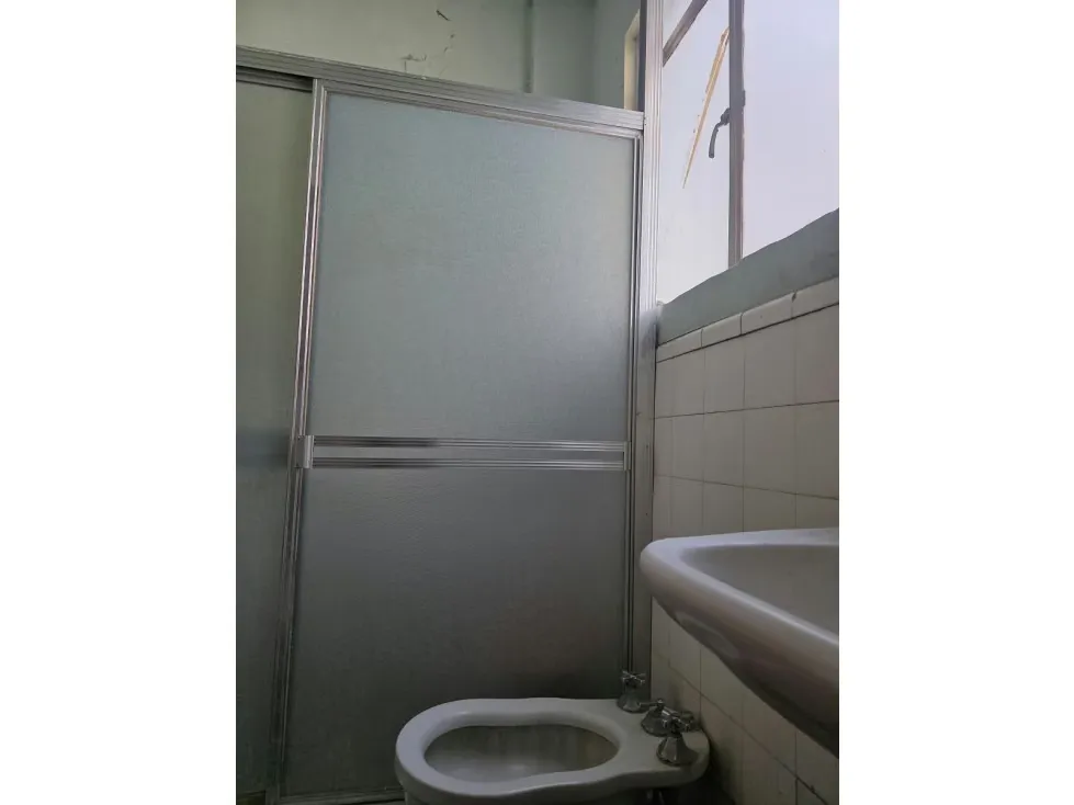 VENTA DE APARTAMENTO EN LA URB. QUEBRADA HONDA - 5