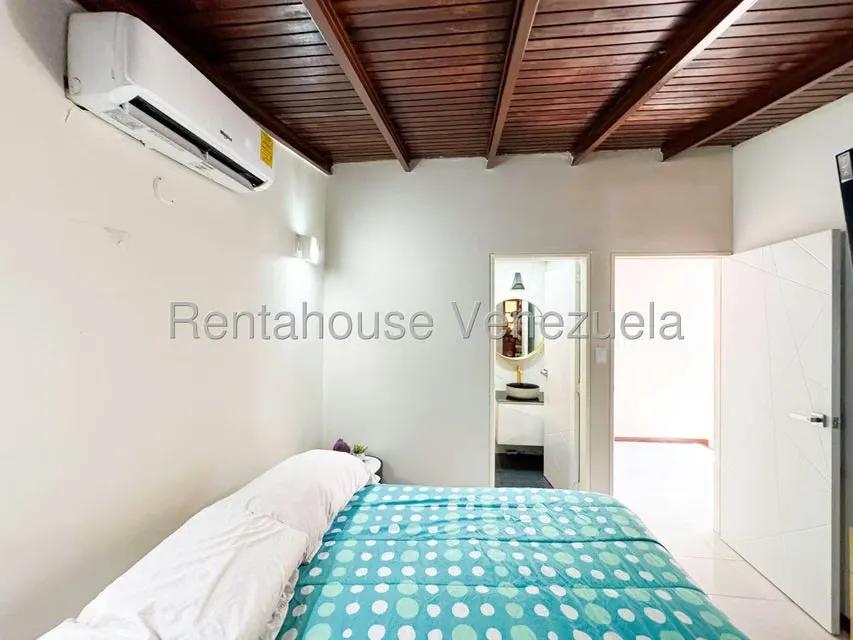 Casa (Duplex) en Venta en Alto Prado, Distrito Metropolitano - 24