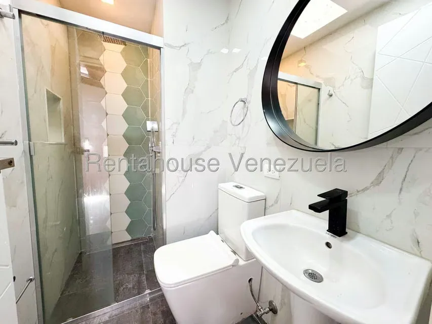 Casa (Duplex) en Venta en Alto Prado, Distrito Metropolitano - 33