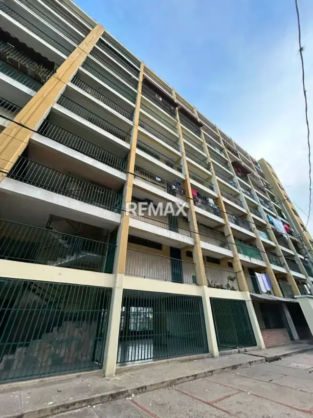 APARTAMENTO EN VENTA URBANIZACION LA SUCRE - 10