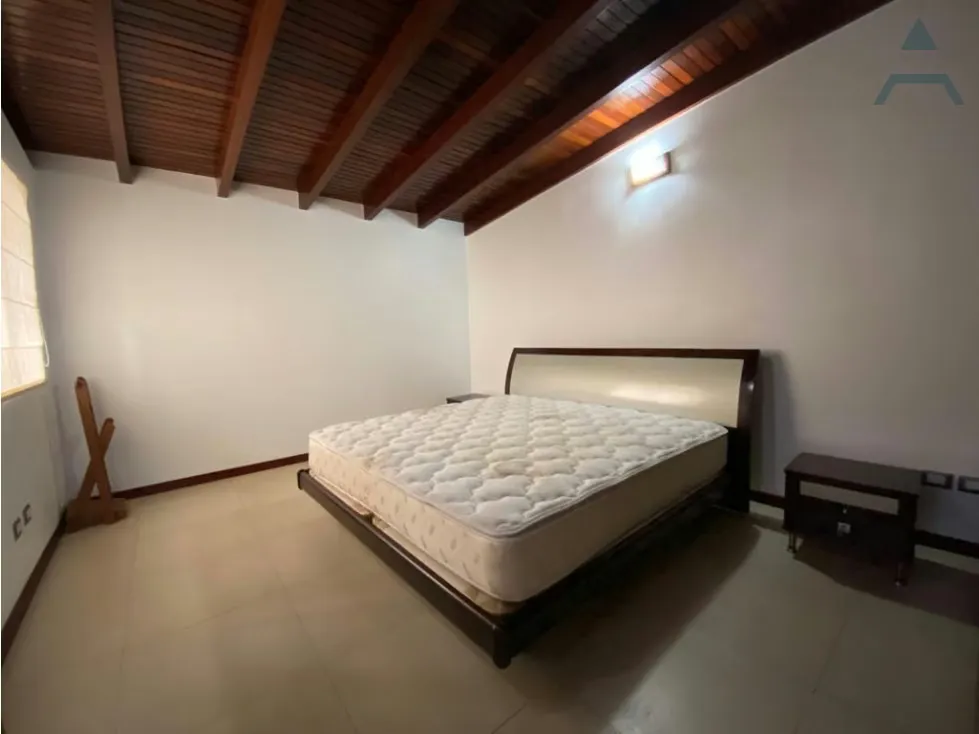 Se vende Casa Comercial 605,45m² 8h/6b/8-10p LaTrinidad - 17