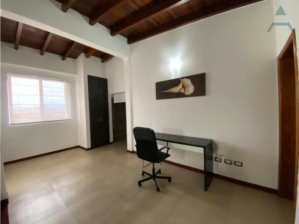 Se vende Casa Comercial 605,45m² 8h/6b/8-10p LaTrinidad - 9