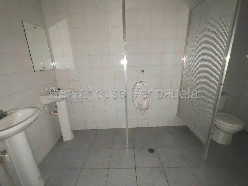 Comercial (Edificio) en Venta en La Paragua, Zulia - 30