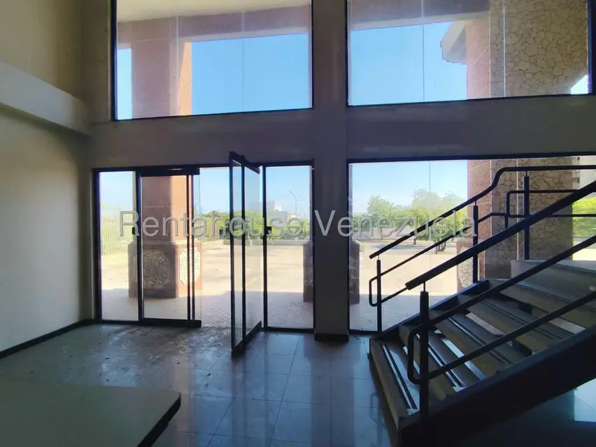 Comercial (Edificio) en Venta en La Paragua, Zulia - 43