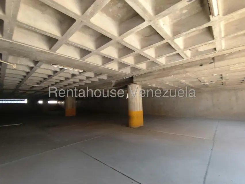 Comercial (Edificio) en Venta en La Paragua, Zulia - 75