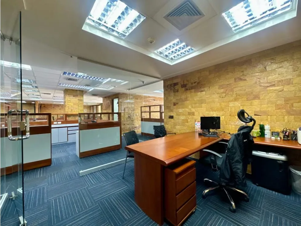 Se vende oficina 255m2 Los Ruices 2182 - 17