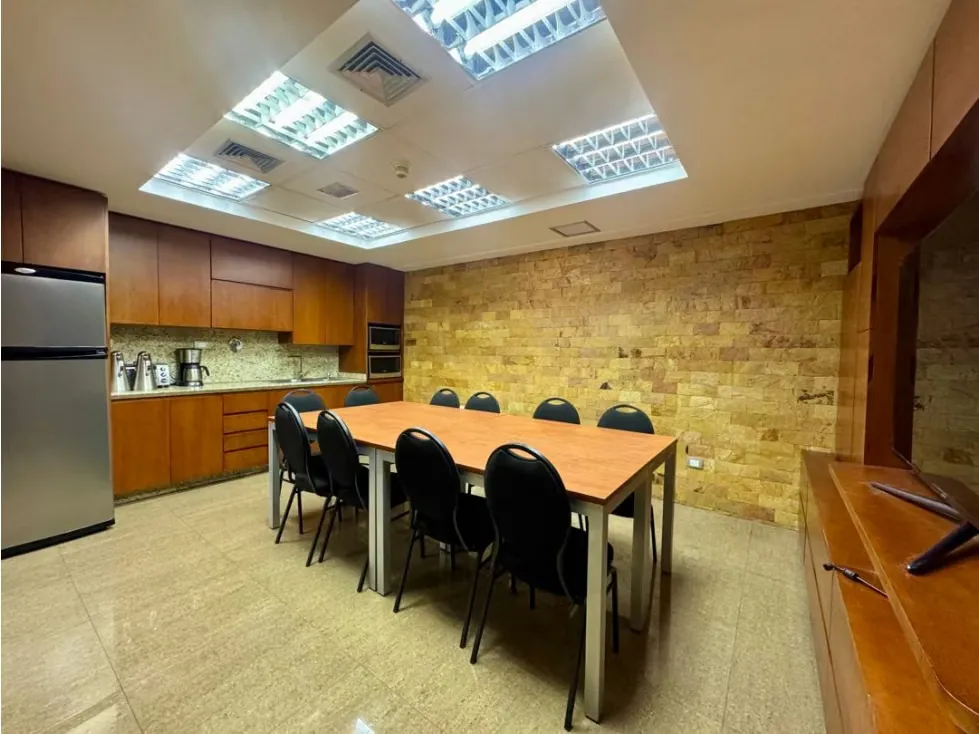 Se vende oficina 255m2 Los Ruices 2182 - 18