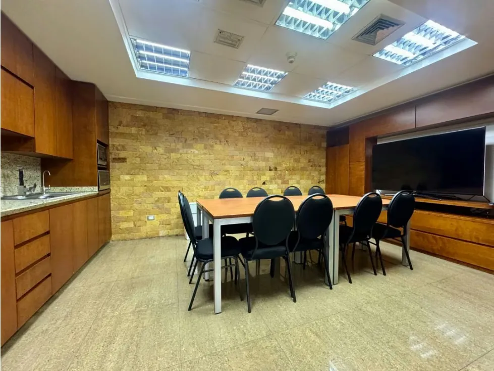 Se vende oficina 255m2 Los Ruices 2182 - 19
