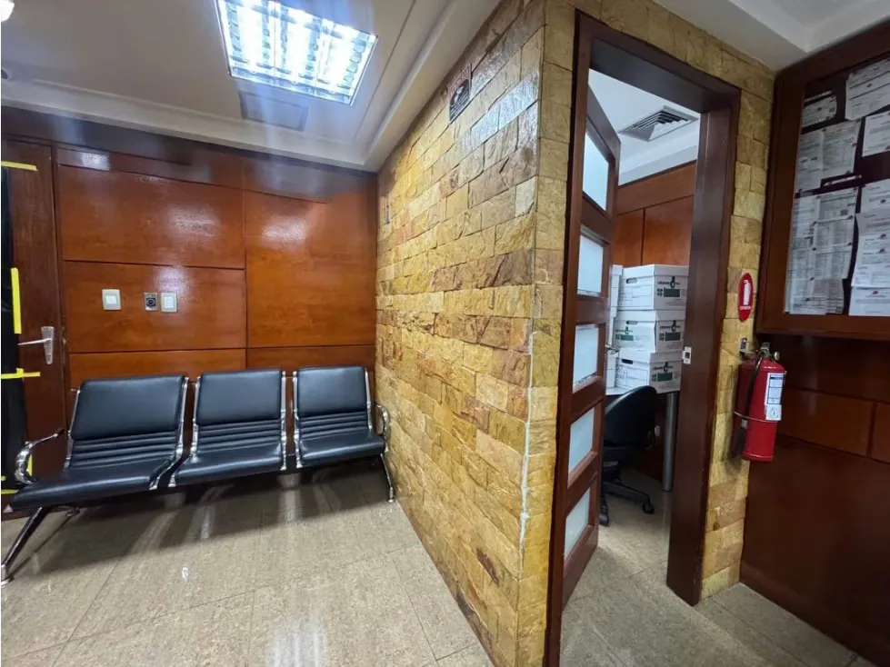 Se vende oficina 255m2 Los Ruices 2182 - 3