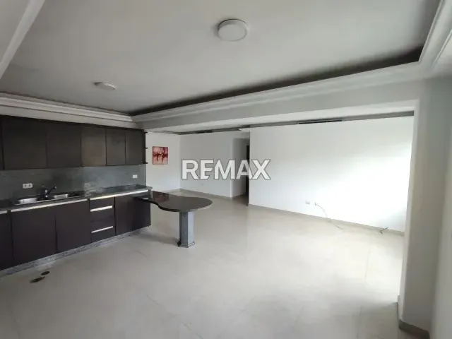 Apartamento en venta la Trigaleña alta Residencias Titanium Valencia - 6