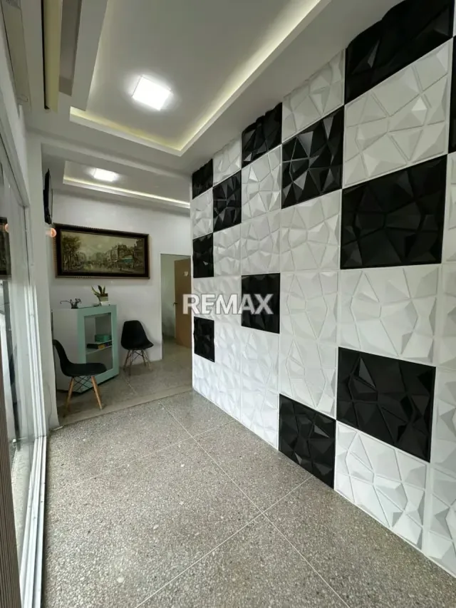 Se alquila espacio ideal para consultorios médicos, spa, cosmestologia , otros - 3