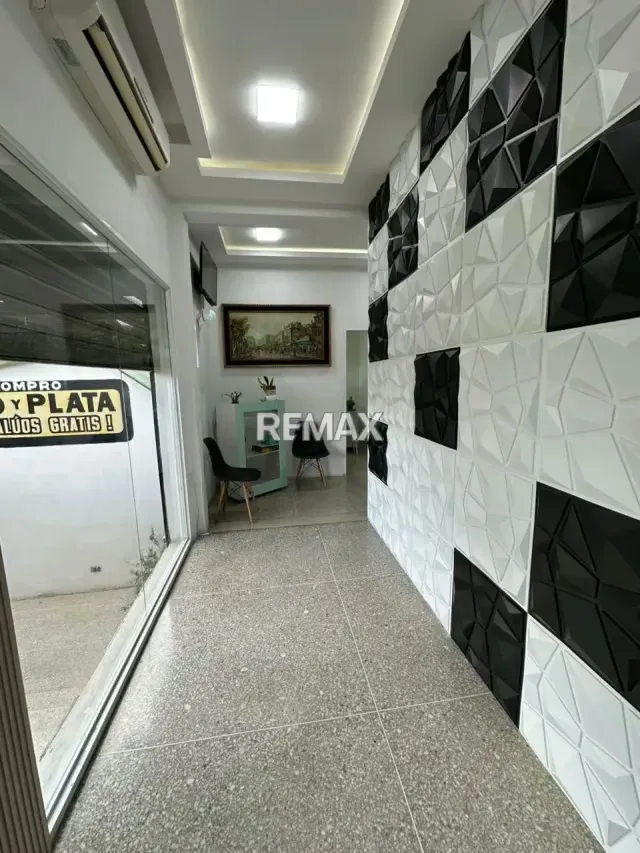 Se alquila espacio ideal para consultorios médicos, spa, cosmestologia , otros - 4
