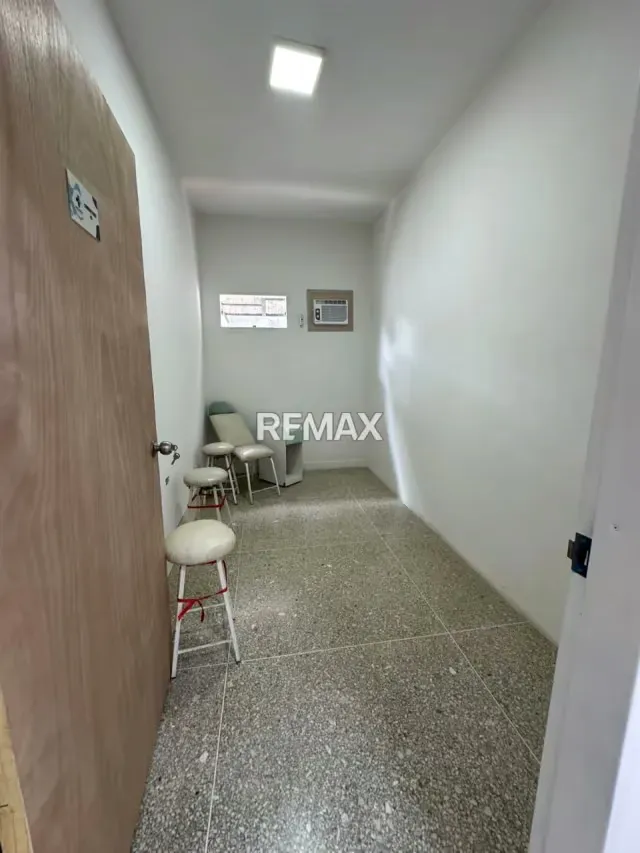 Se alquila espacio ideal para consultorios médicos, spa, cosmestologia , otros - 8