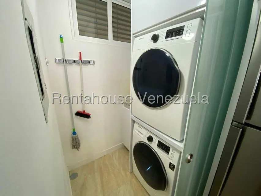 Apartamento (1 Nivel) en Venta en Colinas de La Tahona, Distrito Metropolitano - 12