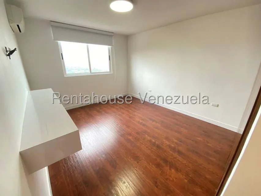 Apartamento (1 Nivel) en Venta en Colinas de La Tahona, Distrito Metropolitano - 6