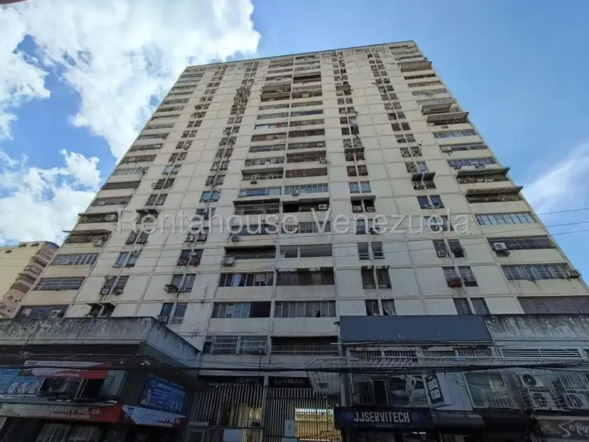 Apartamento (1 Nivel) en Alquiler en Zona Centro, Aragua