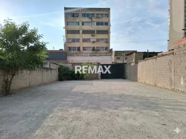 Terreno Comercial en Venta - Anzoátegui - Puerto la Cruz - Calle Bolivar